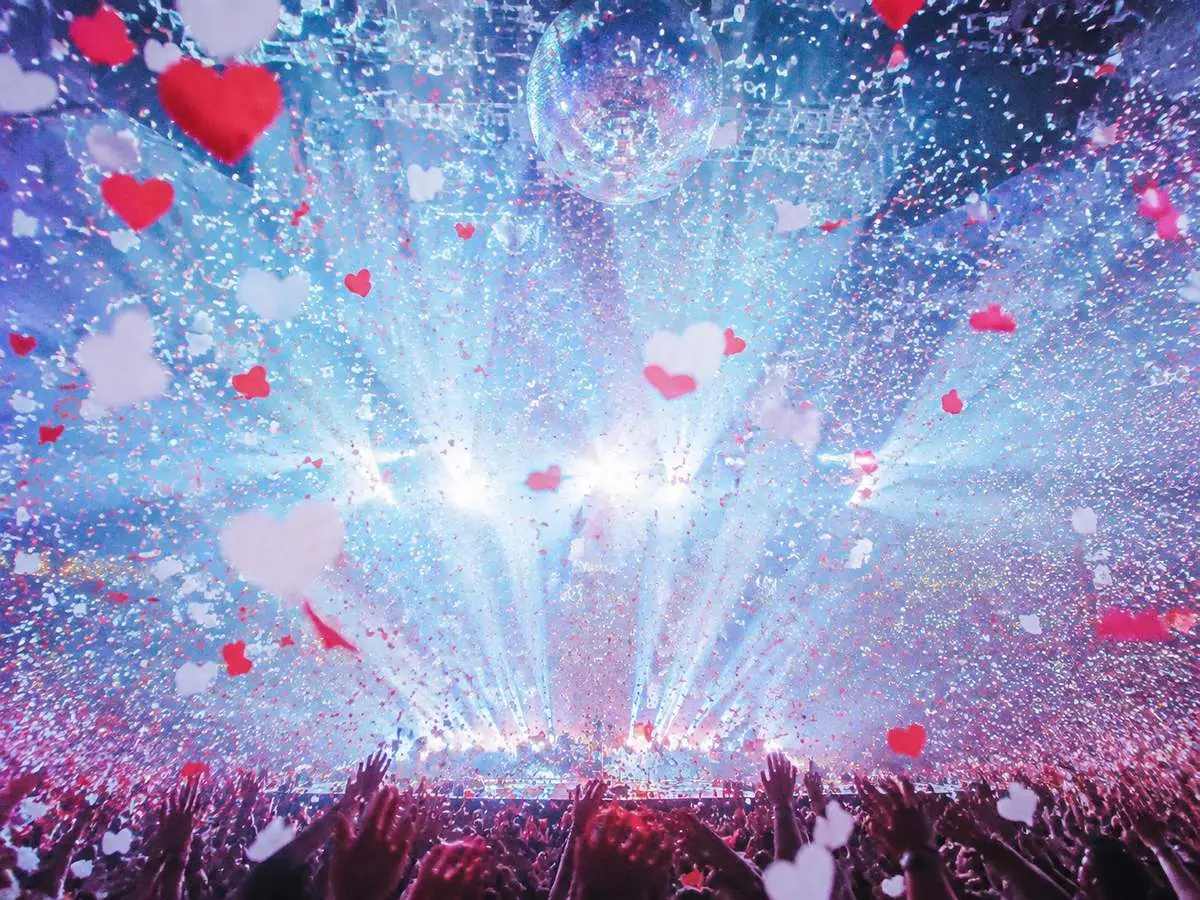 Celebration moment at a Short n&rsquo; Sweet show